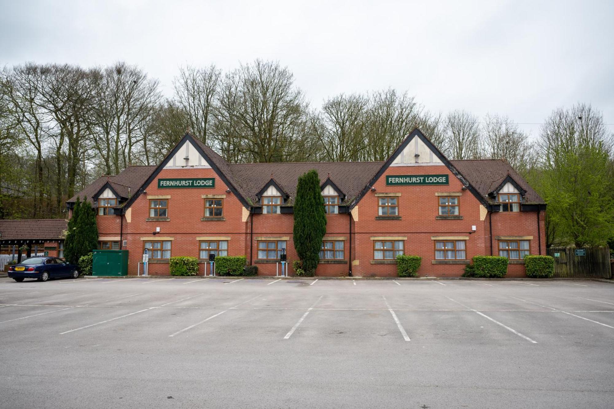 The Fernhurst By Greene King Inns แบล็กเบิร์น ภายนอก รูปภาพ