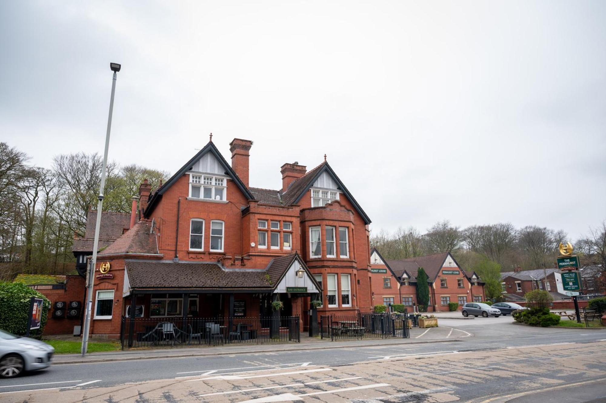 The Fernhurst By Greene King Inns แบล็กเบิร์น ภายนอก รูปภาพ